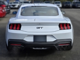 Ford Mustang GT Premium Fastback 2026