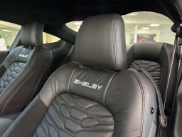 Ford Mustang GT Premium Fastback 2025