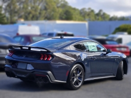 Ford Mustang Dark Horse Fastback 2026