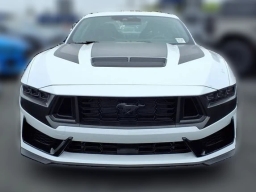 Ford Mustang Dark Horse Fastback 2026