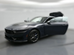 Ford Mustang Dark Horse Fastback 2026