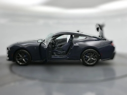 Ford Mustang Dark Horse Fastback 2026