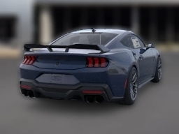Ford Mustang Dark Horse Fastback 2025