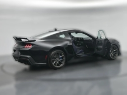 Ford Mustang Dark Horse Fastback 2026