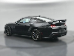 Ford Mustang Dark Horse Fastback 2026
