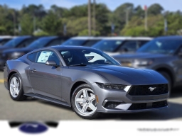 Ford Mustang EcoBoost Fastback 2026