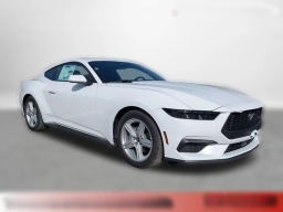 Ford Mustang EcoBoost Fastback 2026
