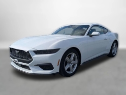 Ford Mustang EcoBoost Fastback 2026