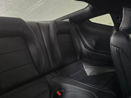 Ford Mustang EcoBoost Premium Fastback 2025