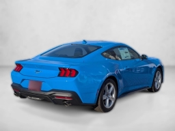 Ford Mustang EcoBoost Fastback 2026