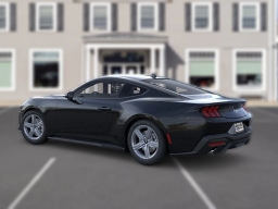 Ford Mustang EcoBoost Fastback 2026
