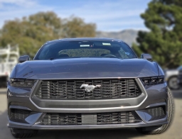 Ford Mustang EcoBoost Fastback 2026