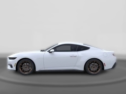 Ford Mustang EcoBoost Fastback 2026