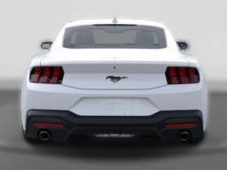 Ford Mustang EcoBoost Fastback 2026