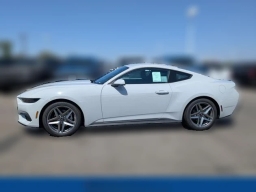 Ford Mustang EcoBoost Fastback 2026
