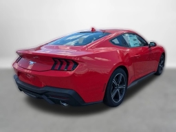 Ford Mustang EcoBoost Fastback 2025
