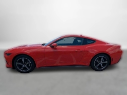 Ford Mustang EcoBoost Fastback 2025