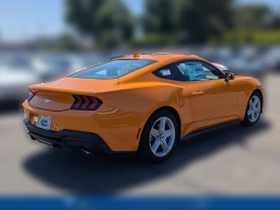 Ford Mustang EcoBoost Premium Fastback 2026