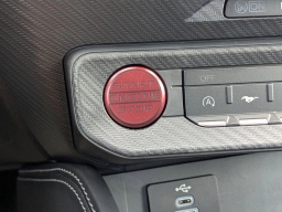 Ford Mustang EcoBoost Premium Fastback 2025