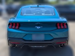 Ford Mustang EcoBoost Fastback 2026
