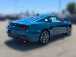 Ford Mustang EcoBoost Fastback 2026