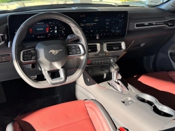 Ford Mustang EcoBoost Convertible 2026