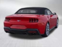 Ford Mustang EcoBoost Convertible 2026