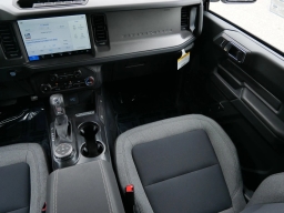 Ford Bronco Base 2 Door 4x4 2025