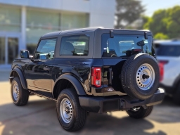 Ford Bronco Base 2 Door 4x4 2026