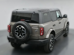 Ford Bronco Outer Banks 4 Door 4x4 2026