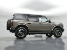 Ford Bronco Outer Banks 4 Door 4x4 2026