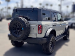 Ford Bronco Outer Banks 4 Door 4x4 2026