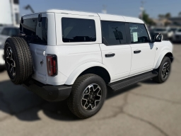 Ford Bronco Outer Banks 4 Door 4x4 2026
