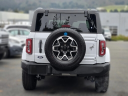 Ford Bronco Outer Banks 4 Door 4x4 2026