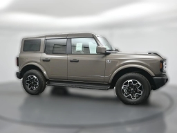 Ford Bronco Outer Banks 4 Door 4x4 2026