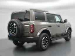 Ford Bronco Outer Banks 4 Door 4x4 2026
