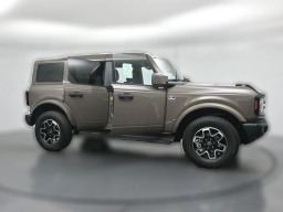 Ford Bronco Outer Banks 4 Door 4x4 2026