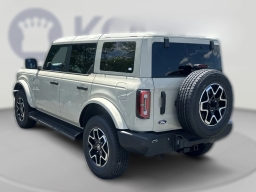 Ford Bronco Outer Banks 4 Door 4x4 2026