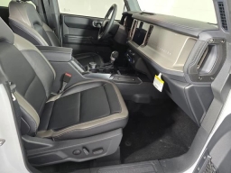 Ford Bronco Outer Banks 4 Door 4x4 2025