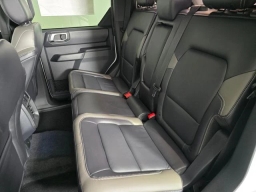 Ford Bronco Outer Banks 4 Door 4x4 2025