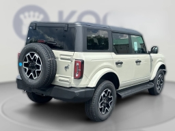 Ford Bronco Outer Banks 4 Door 4x4 2026
