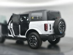 Ford Bronco Outer Banks 4 Door 4x4 2026