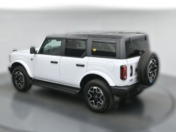 Ford Bronco Outer Banks 4 Door 4x4 2026