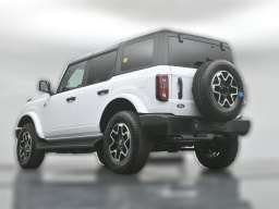 Ford Bronco Outer Banks 4 Door 4x4 2026