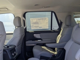 Ford Expedition Active 4x2 2026