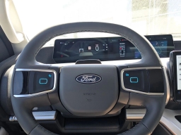Ford Expedition Active 4x2 2026