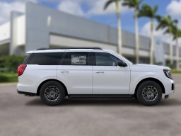 Ford Expedition Active 4x2 2027