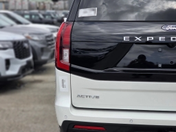Ford Expedition Active 4x2 2026