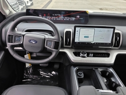 Ford Expedition Active 4x2 2026