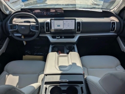 Ford Expedition Active 4x2 2026